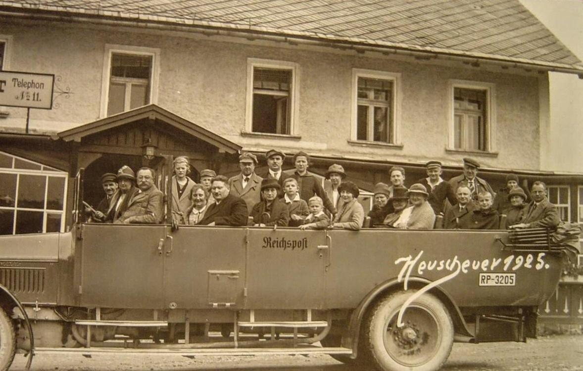 Gosciniec Szczeliniec Hostel Karlow Bagian luar foto